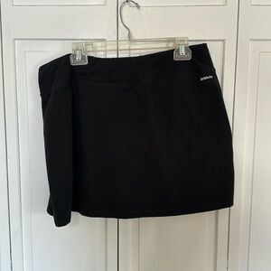 Black skort